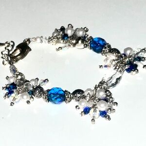 Custom Swarovski Crystal, Pearl, Silver Cluster Bracelet.   NWT